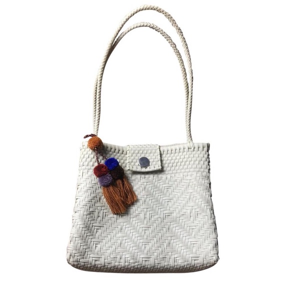 Handmade Handbags - Handmade Mexican Woven Plastic Neutral Bag